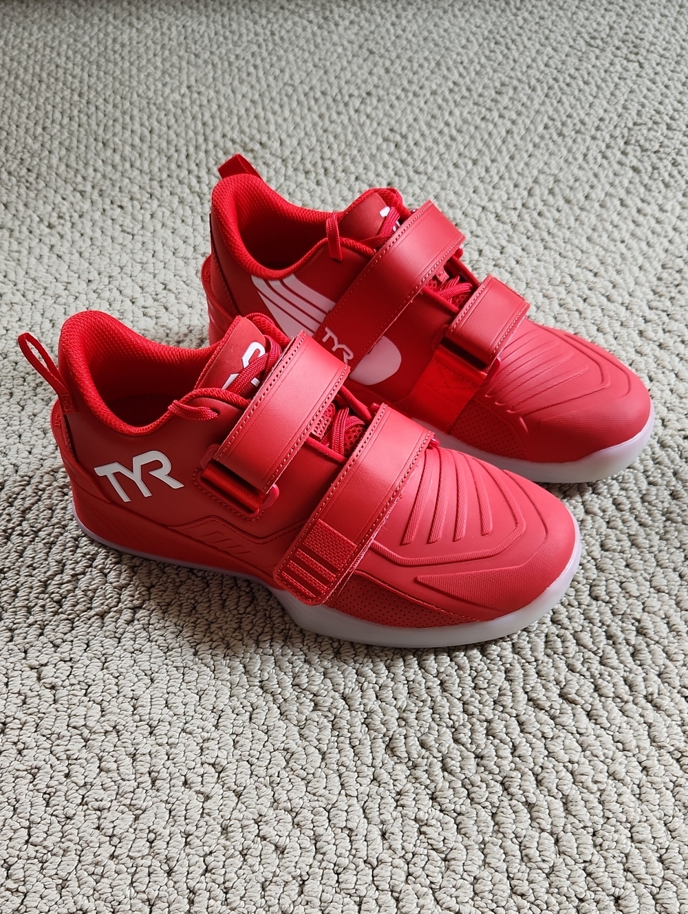 NIB TYR L2 Lifters Red Mens 9 Womens 10.5